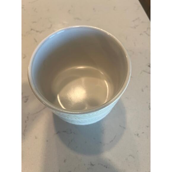 Small Planter - Picture 2 of 5